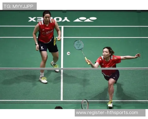 实时新闻上海羽毛球队中路突破战术解析与实战应用研究