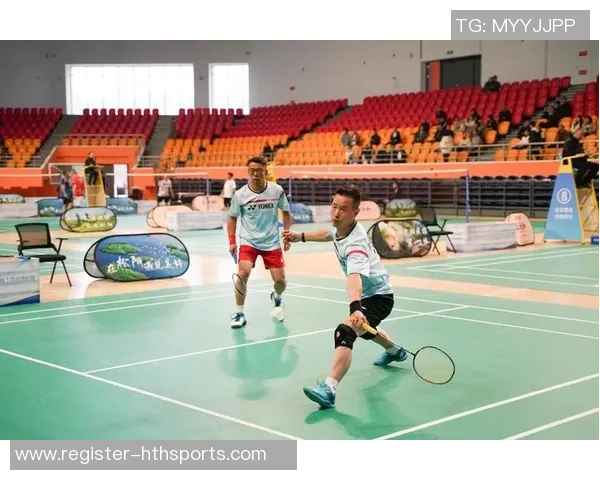 实时新闻科学羽毛球训练方法探讨提升运动员状态的有效策略与技巧分享